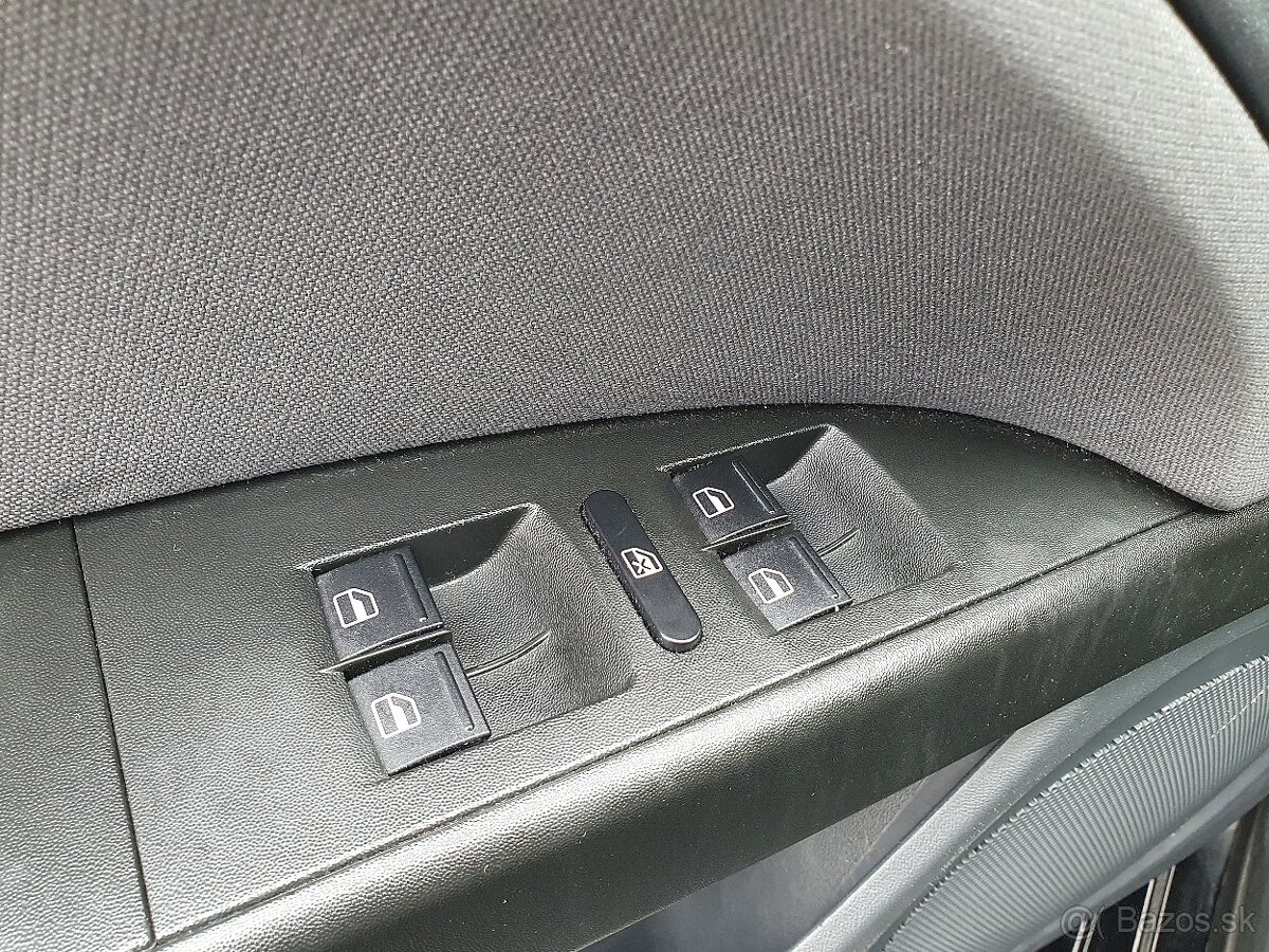 Seat Leon 1,6 - 75 KW, M5 Style - 15