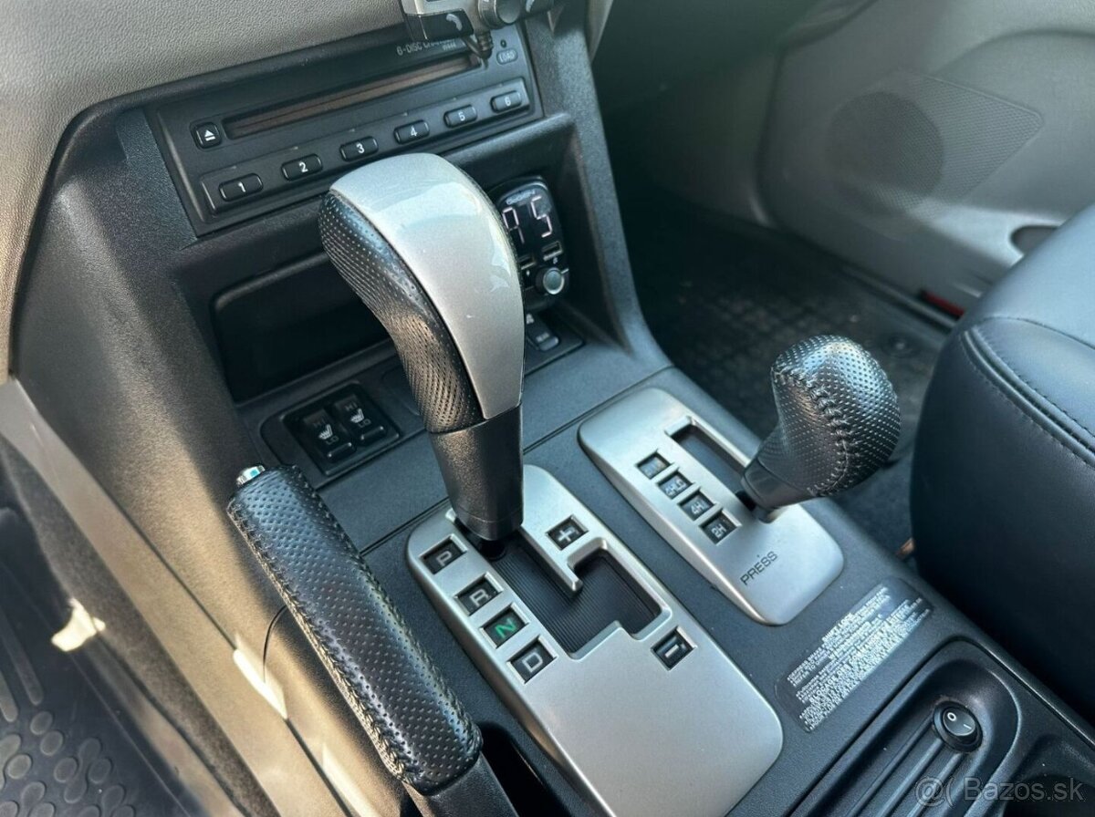 Mitsubishi Pajero 3.2 DI-D - 15