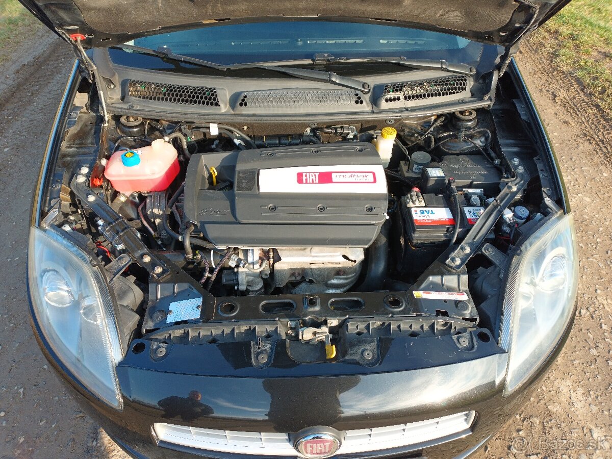 Predám Fiat Bravo 2 1.4T 103kw Benzín prototyp - - 15