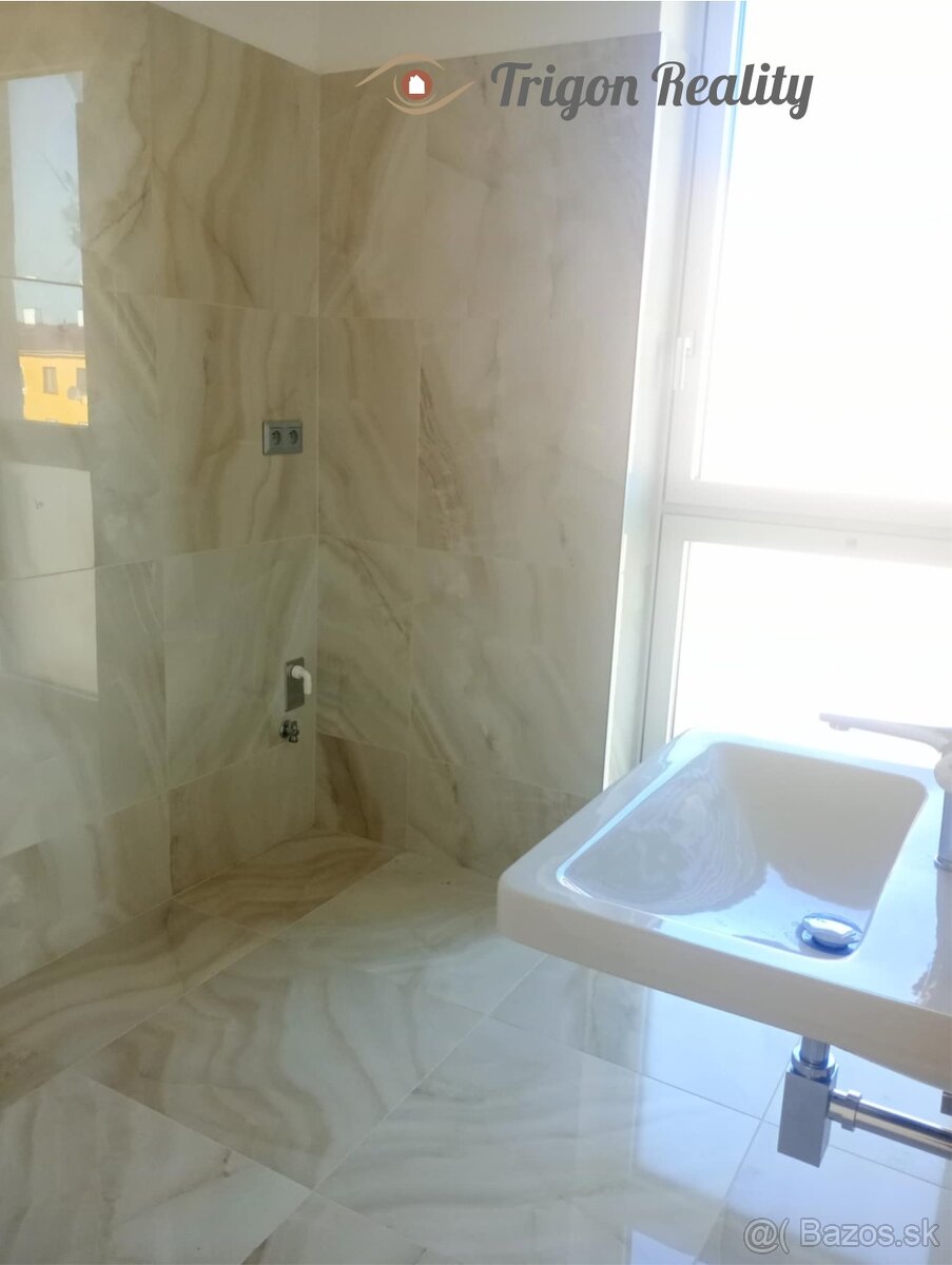 4 izbový byt v historickom centre Komárna - 15