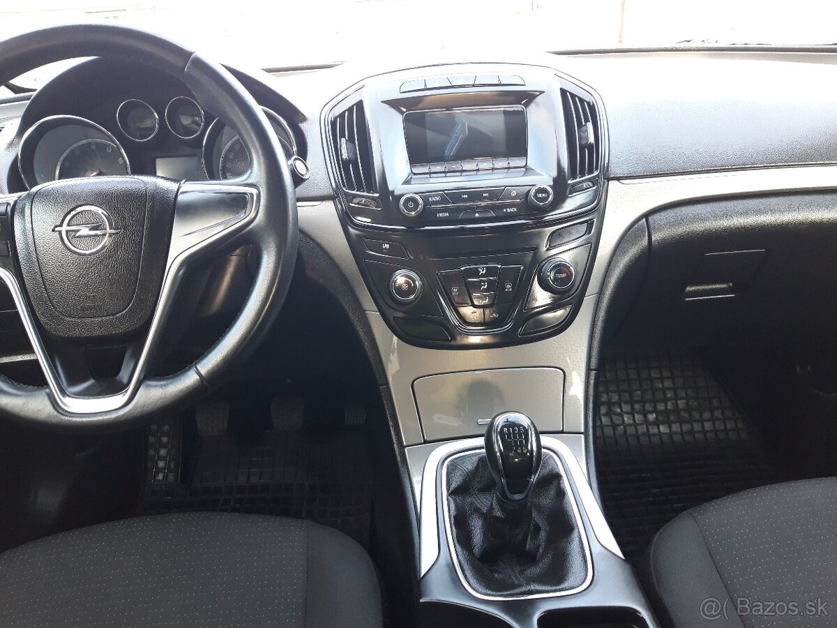Opel Insignia benzín + plyn - 15