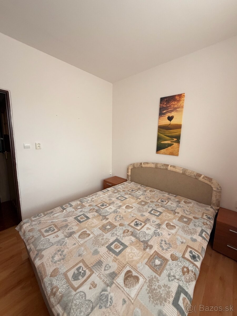 Na prenájom 2 izbový byt - 15