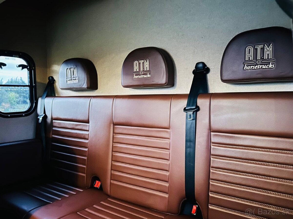 Prepravník koní Renault Master 5-miestny ATM / Automat NOVE - 15