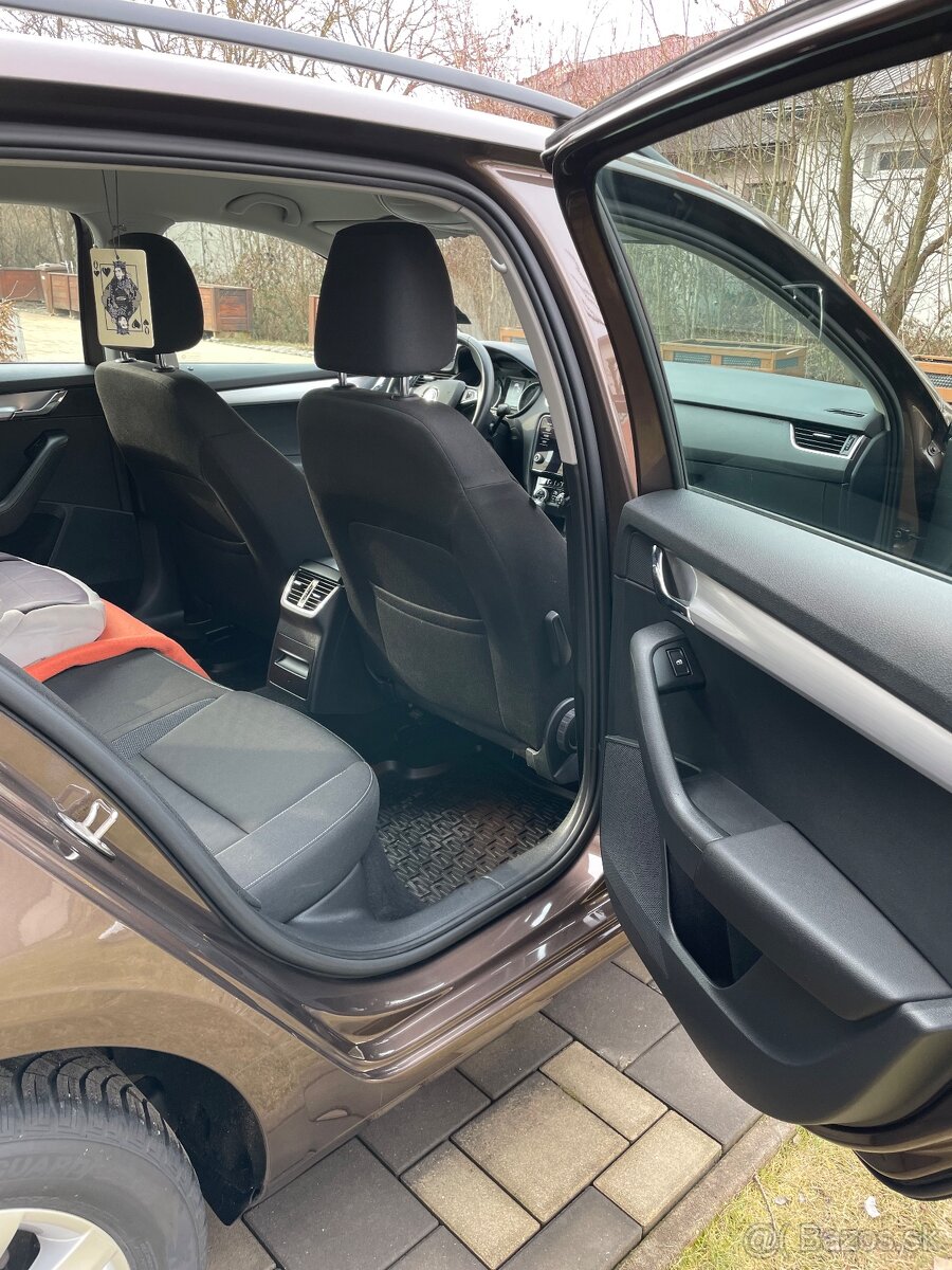 Škoda Octávia combi 3 1.6 TDI 85 KW Style DSG r.v. 2018 - 15