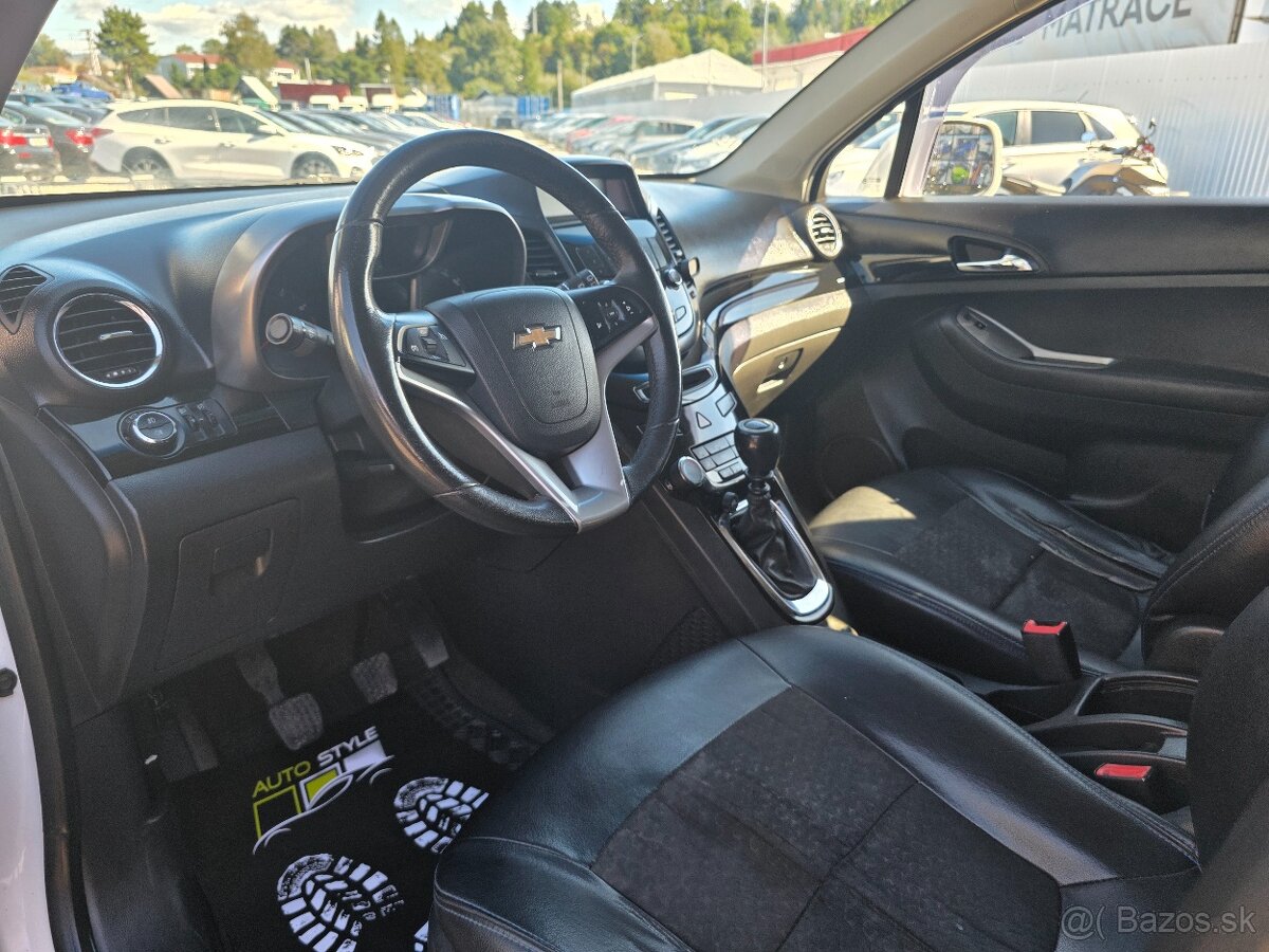 Chevrolet Orlando - 15