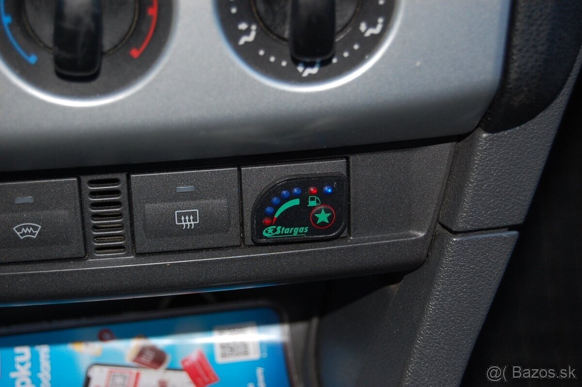 Ford Focus 1.6 benzin/plyn - 15