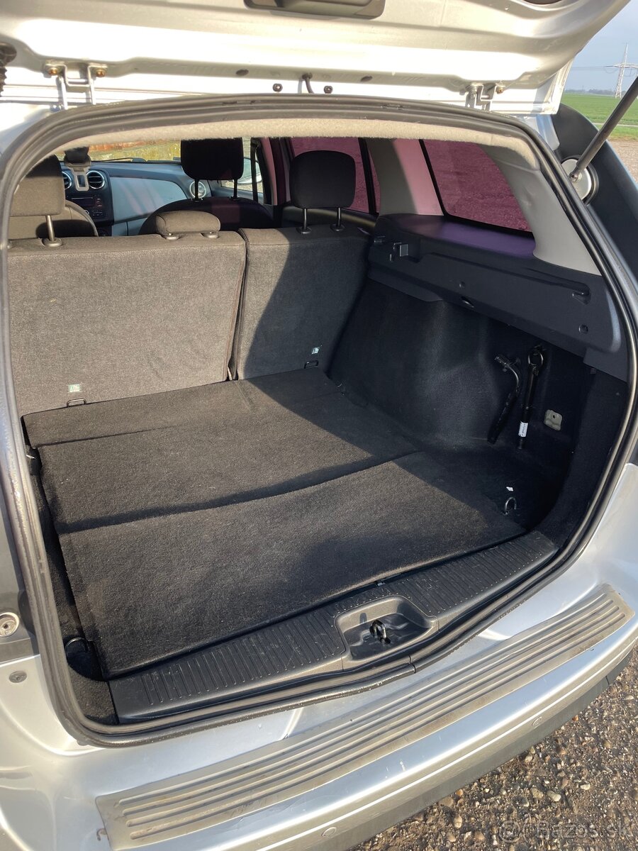 Dacia logan 0.9tce - 15