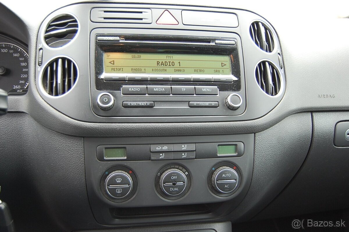 Volkswagen Golf Plus 1.9 TDI AT - 15