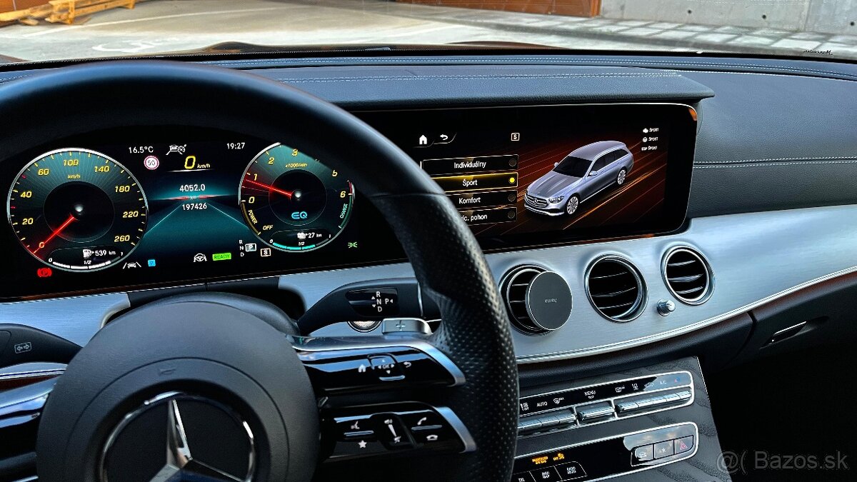 Mercedes-Benz E trieda Kombi 300DE AMG line - 15