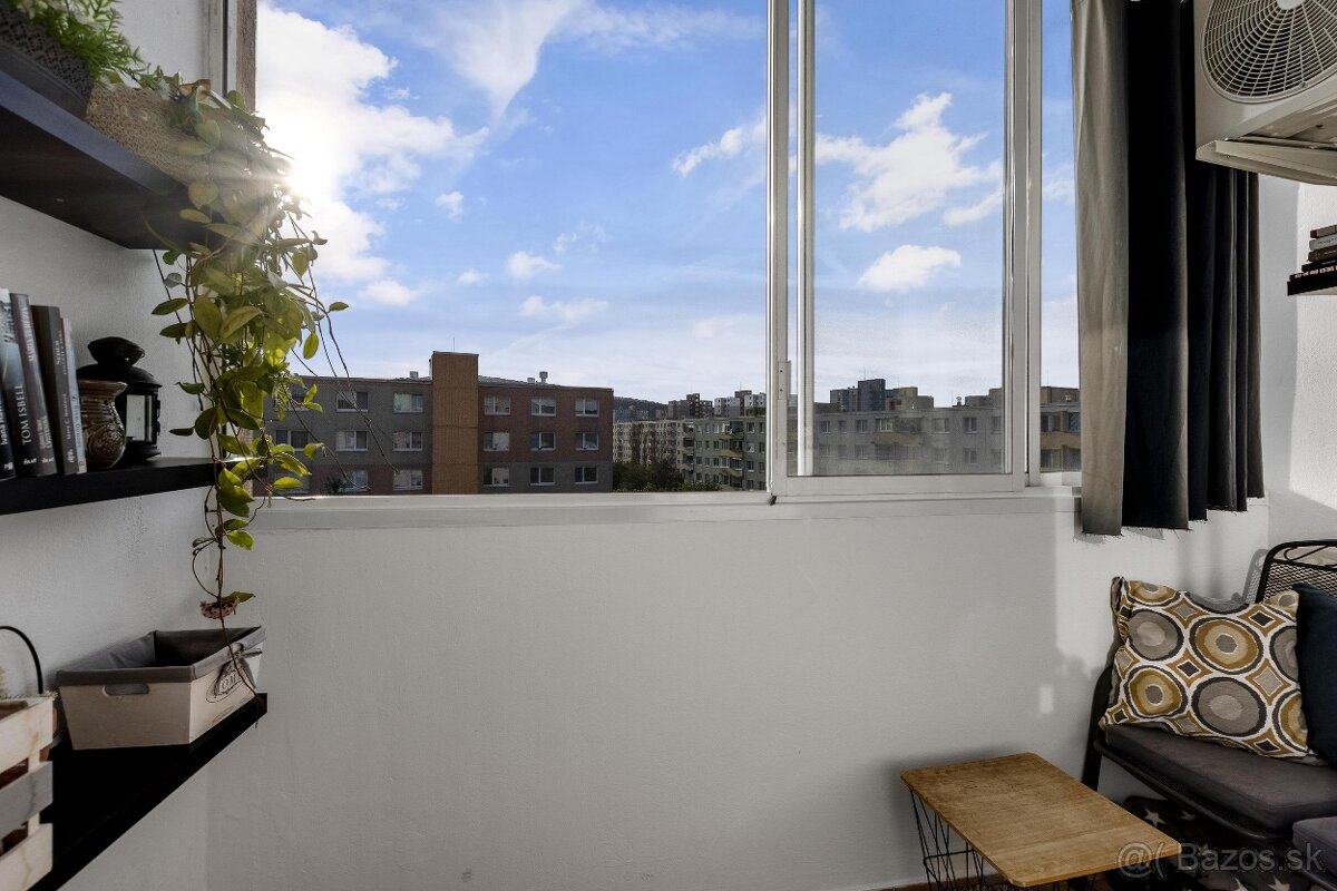 Na predaj 3-izb., kompl.zariadený byt, Nejedlého ul. - 15