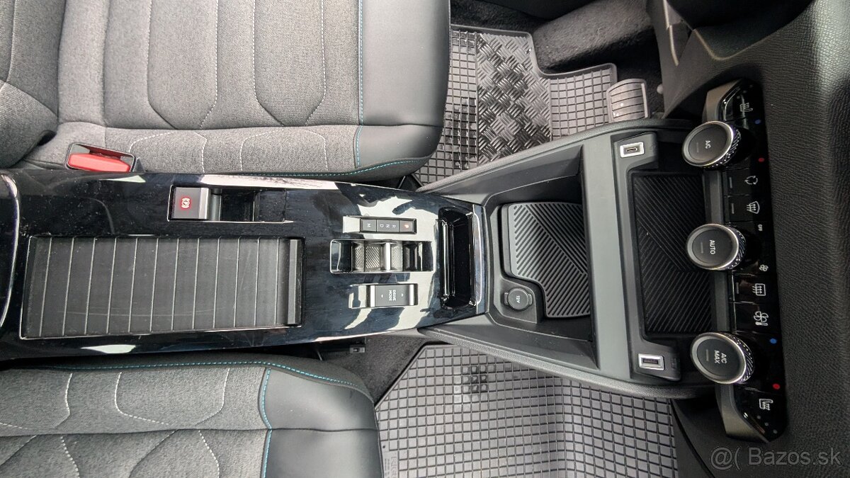 Citroën C4 1.2 PureTech 96kw FEEL PACK AT8 2023 - 15