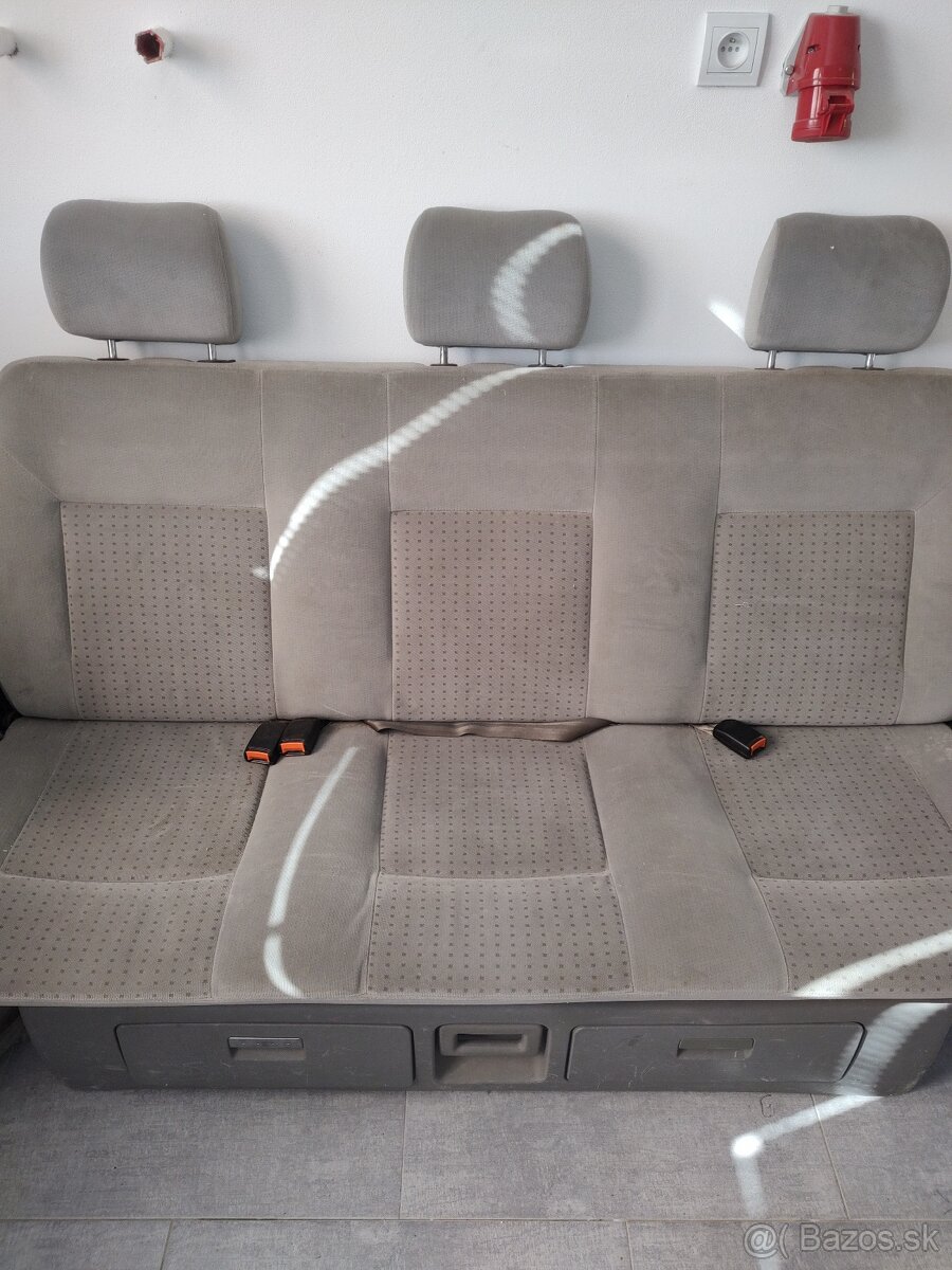 VW Multivan T4 2,5 TDI 111kw (AHY) - 15