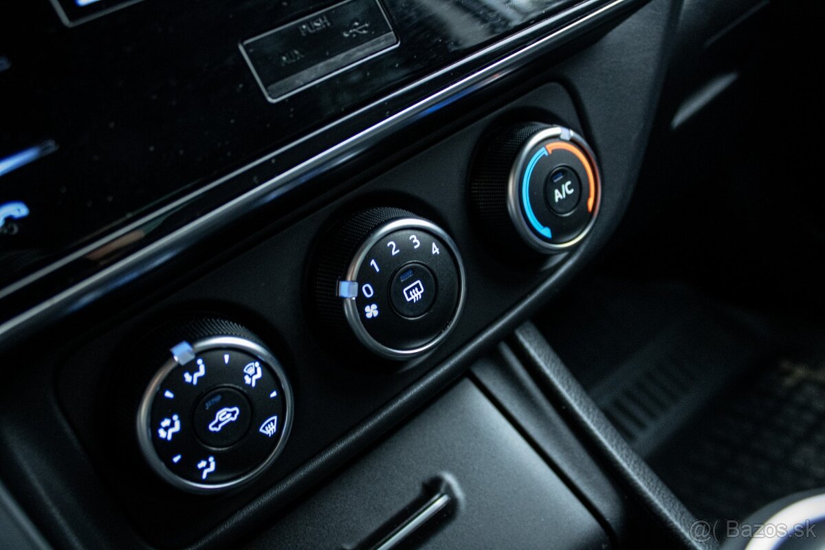 Toyota Corolla 1.6 VVT-i, 97 kW, rok 4/2018 - 15