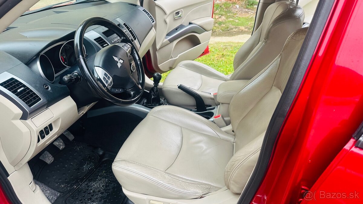 Mitsubishi Outlander 2.0DI-D 4x4 - 15