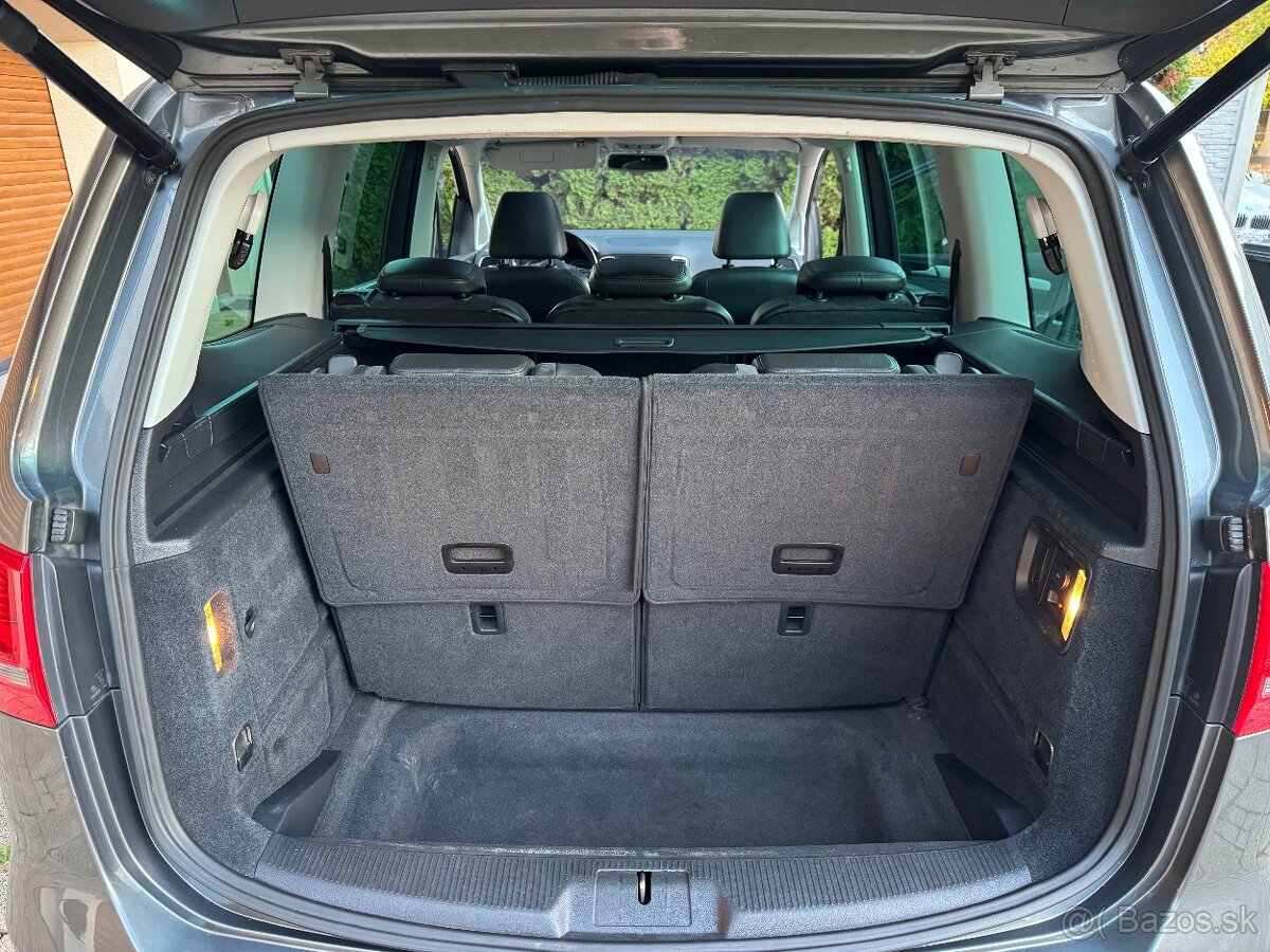 Vw Sharan 2.0TDI 130kw DSG 7miestne+Panorama+Led - 15