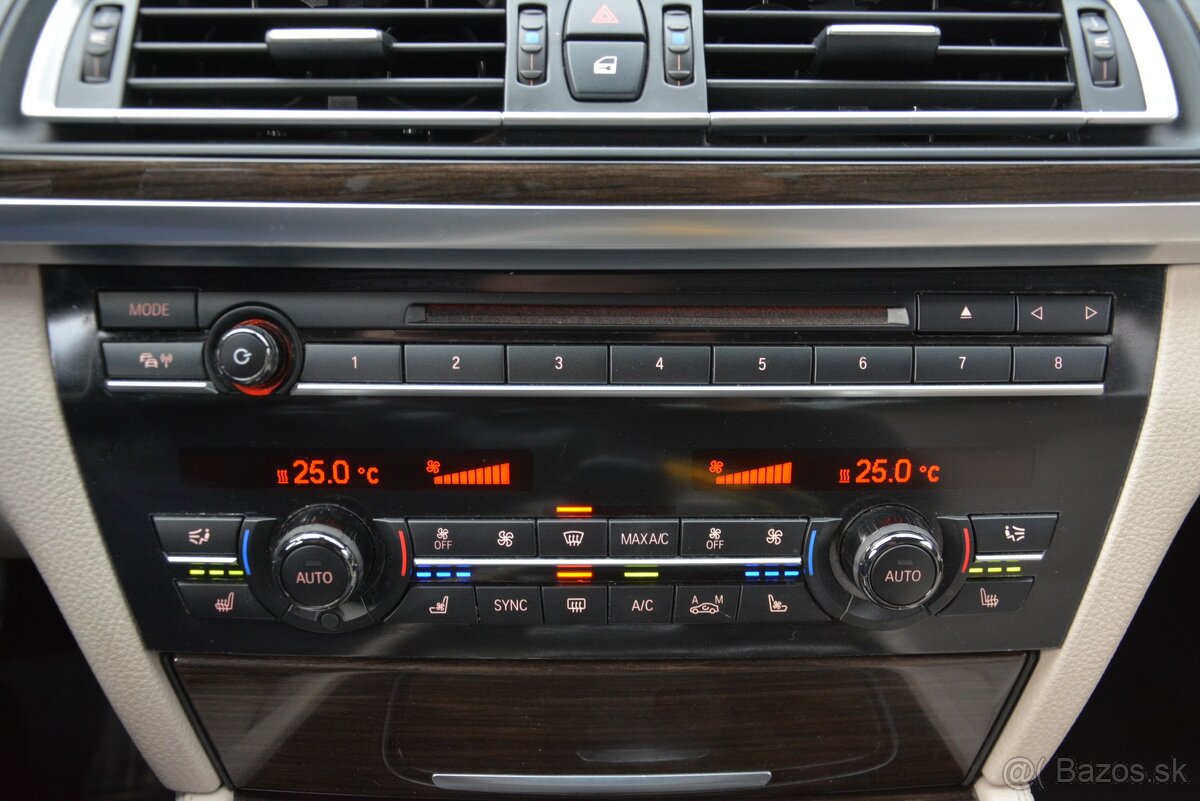 BMW rad 7 3.00 xDrive SR voz, B&O hudba, TOP výbava - 15