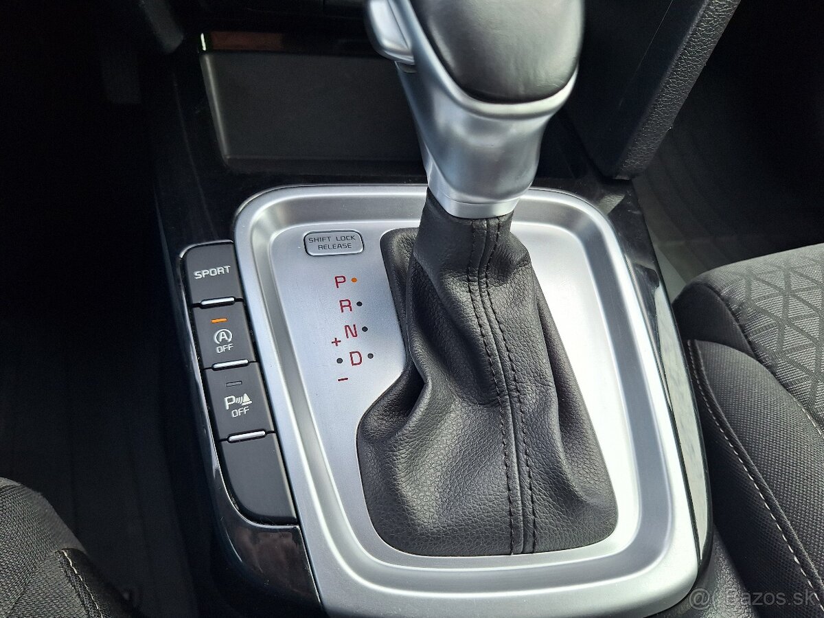 Kia Ceed SW 1.6 CRDi 136k Gold A/T r.v.2020, kúp. v SR - 15