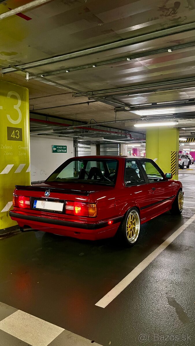 BMW E30 coupe 330i M54 1988 - 15