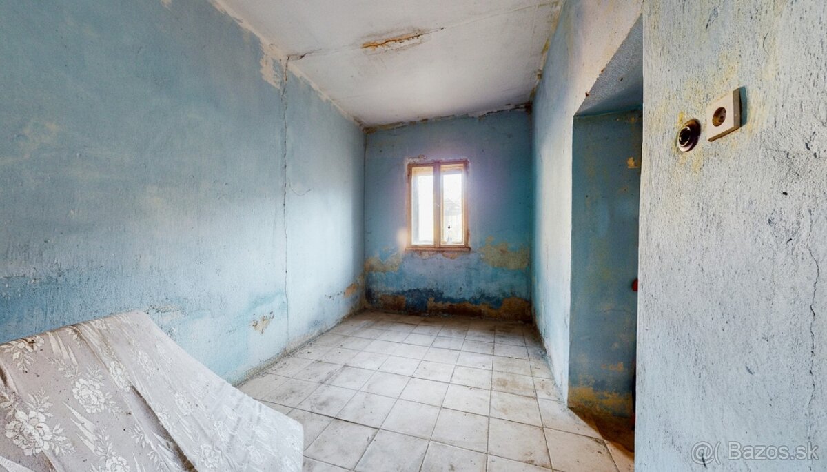 Cinobaňa - starší RD s pozemkom 4539m2 - 15