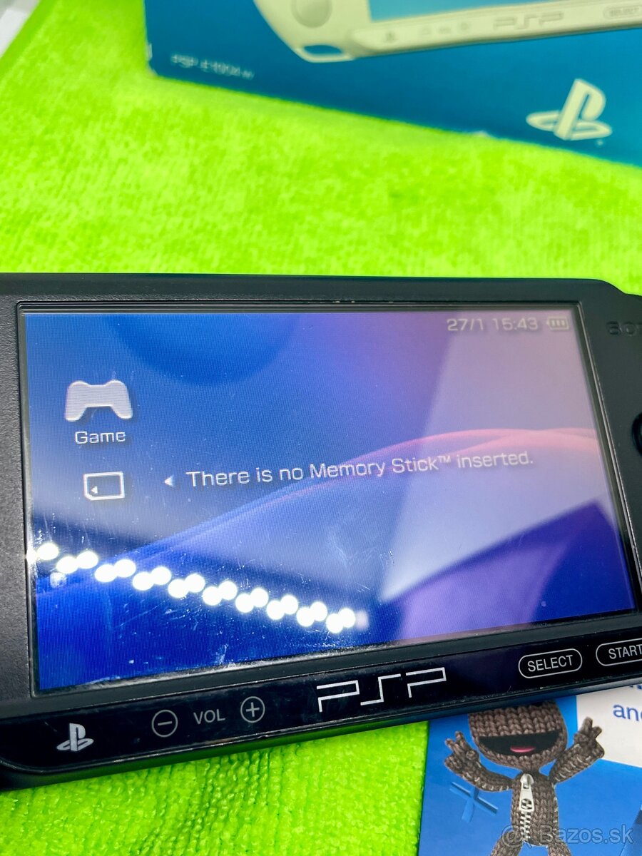 Sony PSP-E1004 Street +box biely - 15