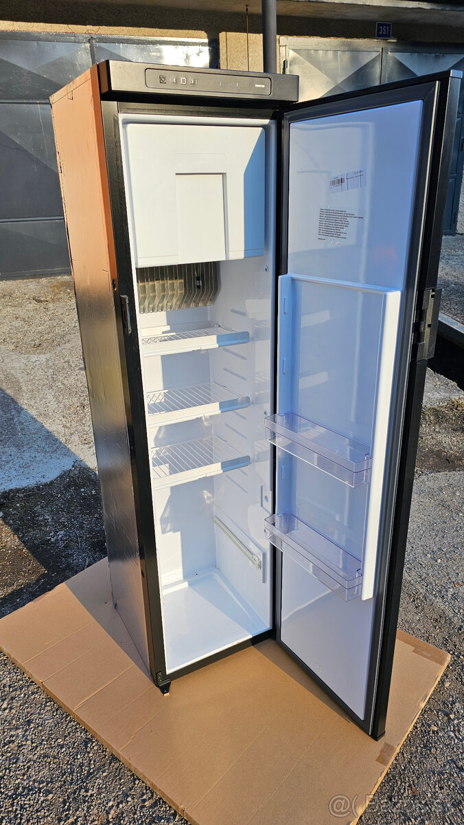 Absorpčná chladnička Thetford N4142E+ (12V, 220V, plyn) - 15