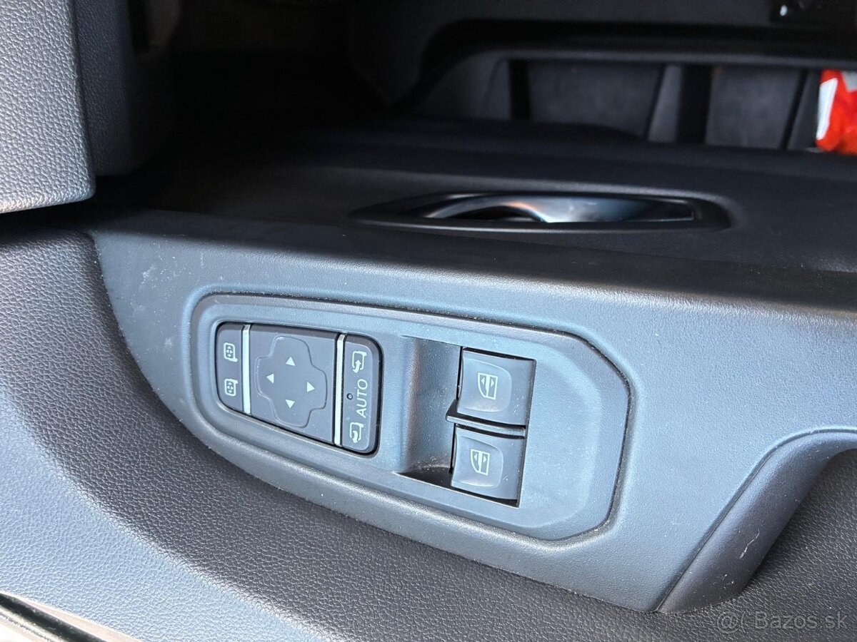 RENAULT TRAFIC SPACECLASS Blue dCi 150 AT 8 miest - 15