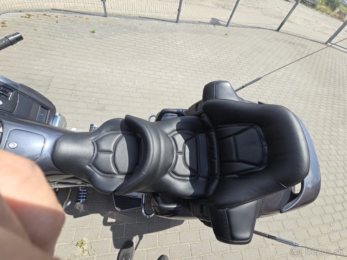 Honda GL1800,Limited - 15