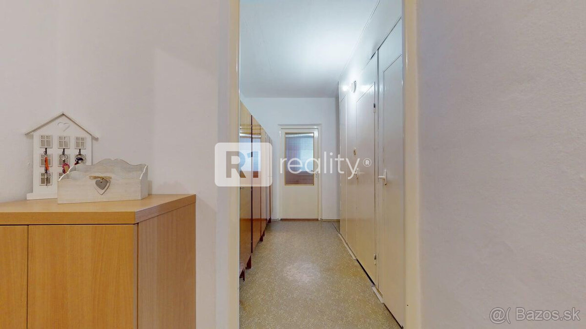 Veľkometrážny 3 izbový byt, 75 m2, výťah, balkón, Piešťany p - 15