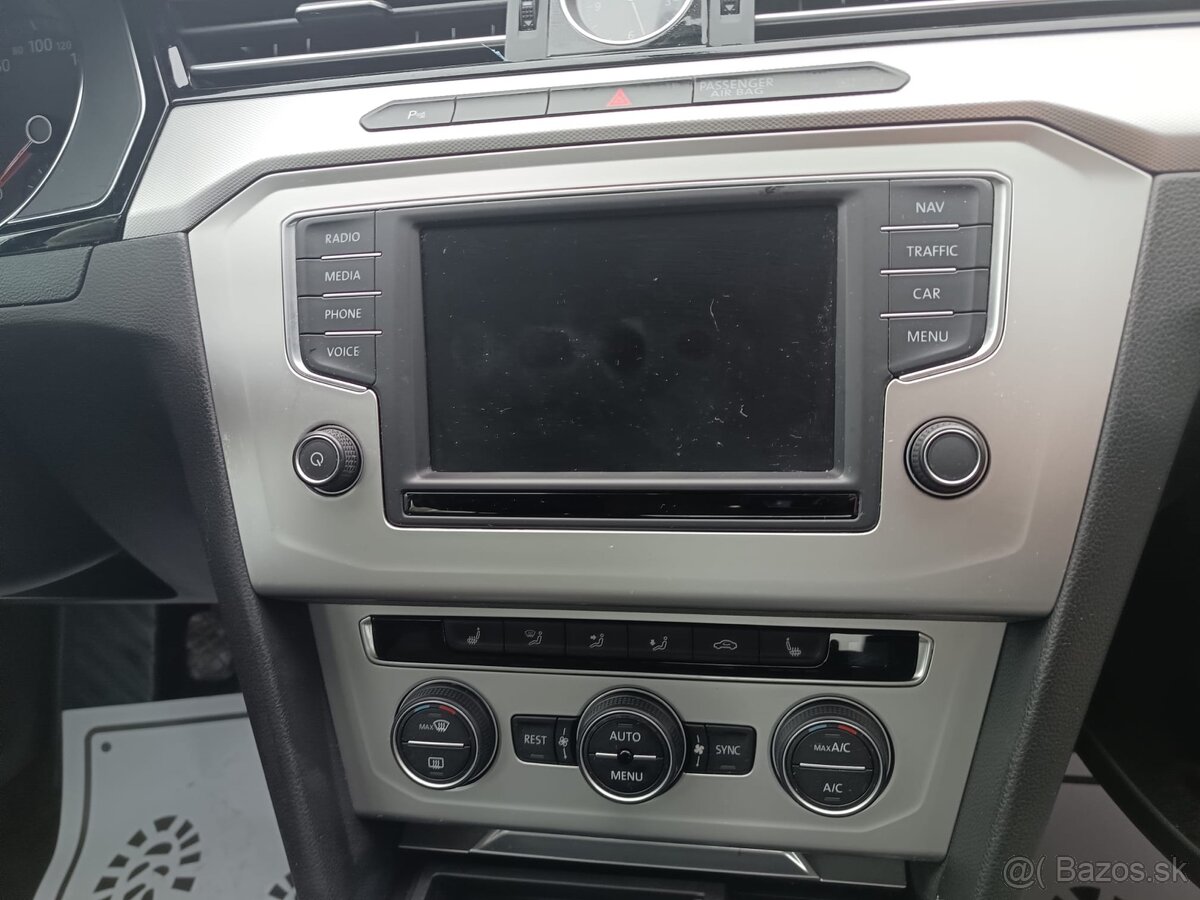 VOLKSWAGEN PASSAT B8 4x4 - NA PREDAJ / SPLATKY - 15