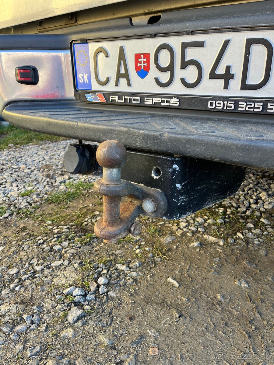 Nissan Navara D40 2.5 dCi 128kw - 15