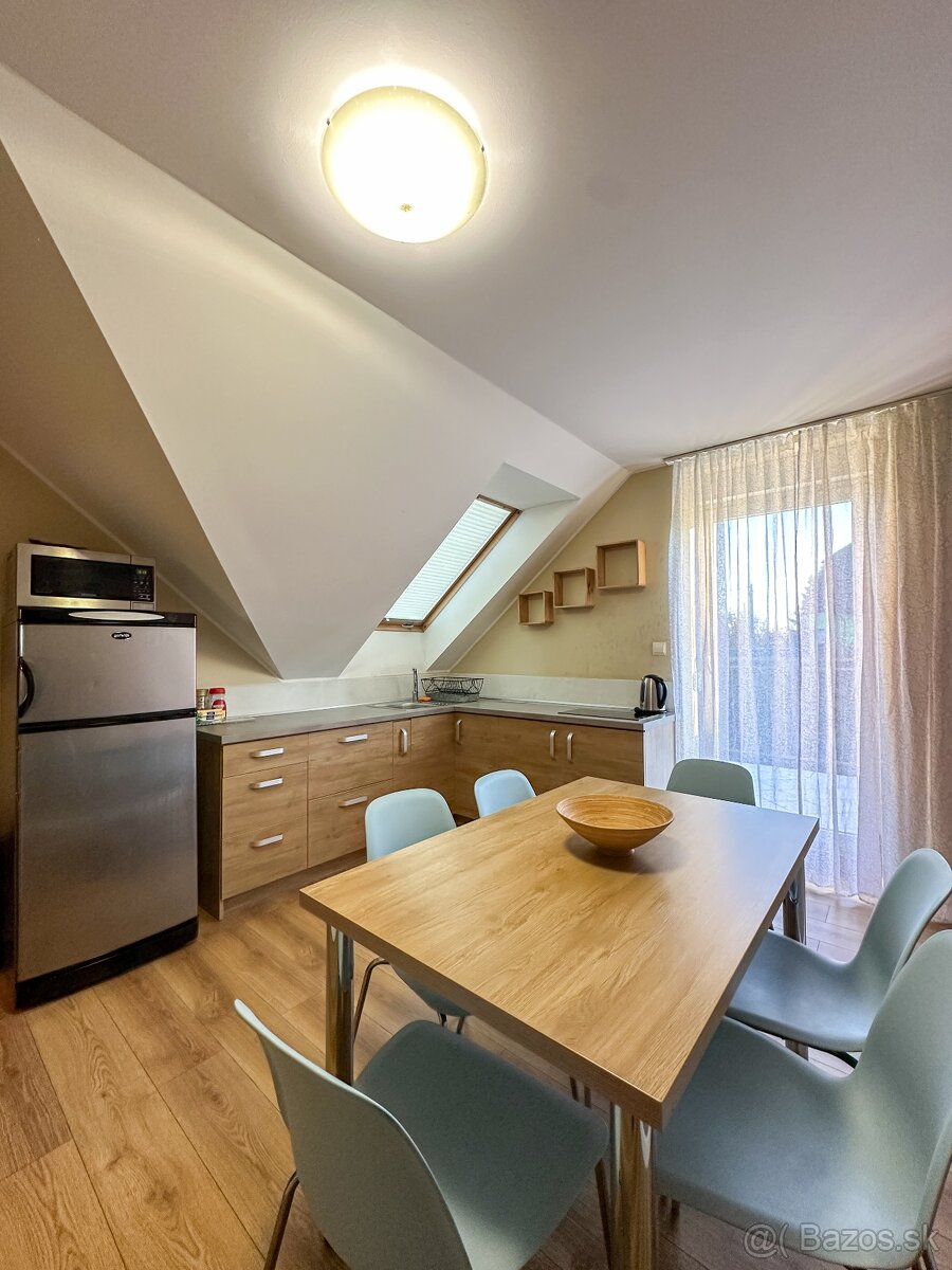 Priestranný dom s možnosťou dvojgeneračného bývania, Budimír - 15