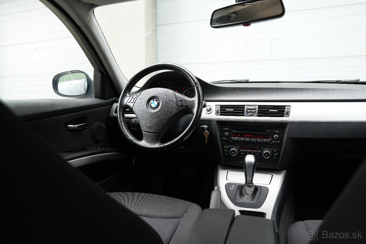 BMW 320d xDrive Touring facelift - 15