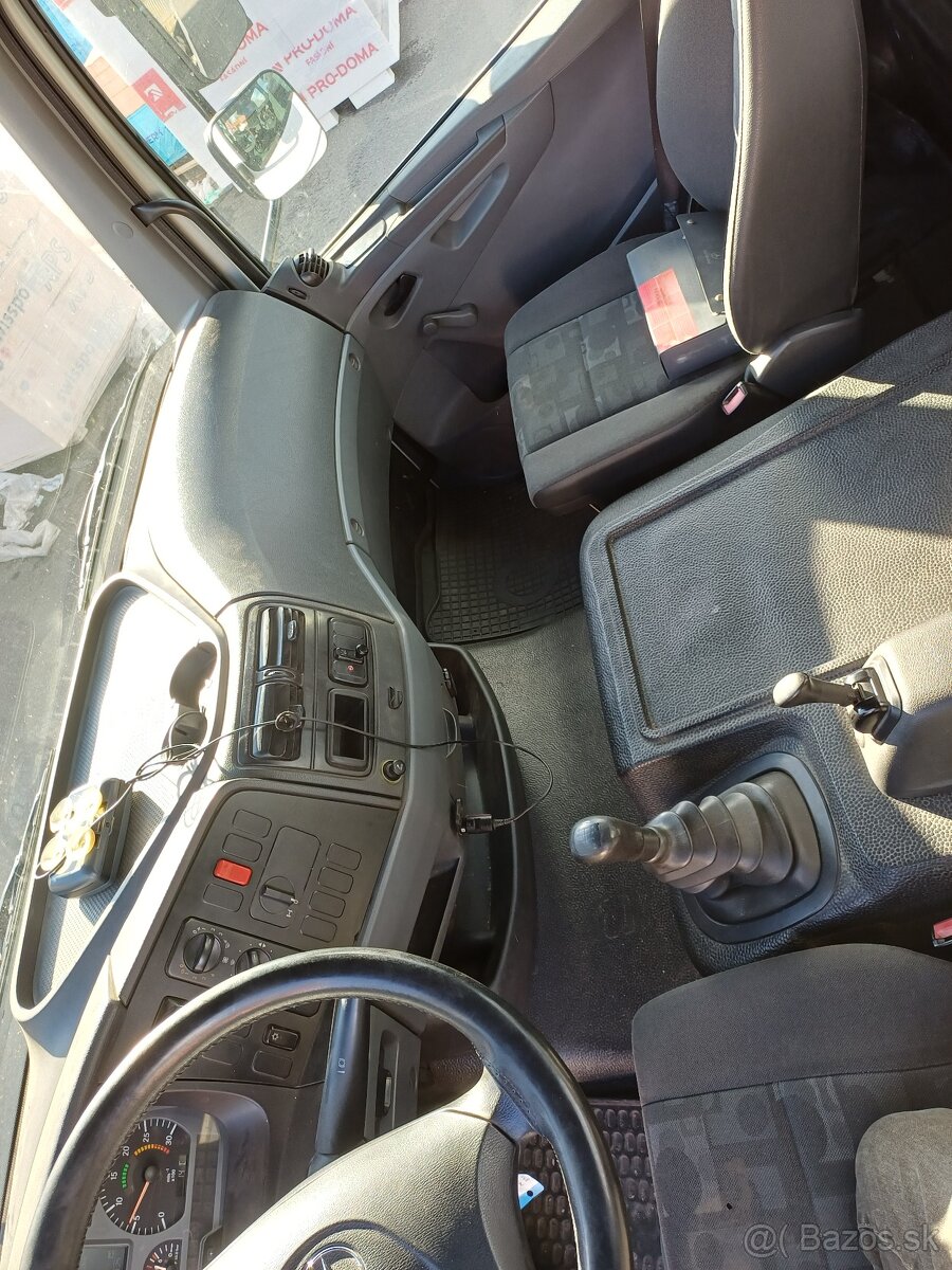 MERCEDES-BENZ ATEGO 1018 K hákový nosič kontejnerů - 15