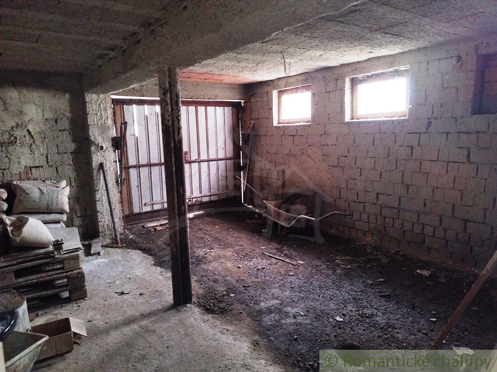 Holodom pred dokončením pre mladú rodinku v obci Veľká Čal - 15