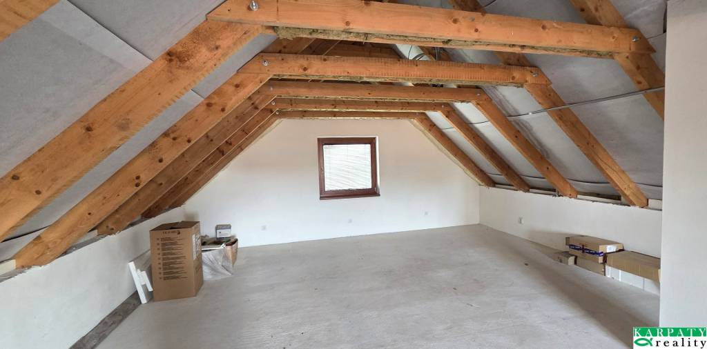 Na predaj zánovný, útulný rodinný dom, Šurovce - 15