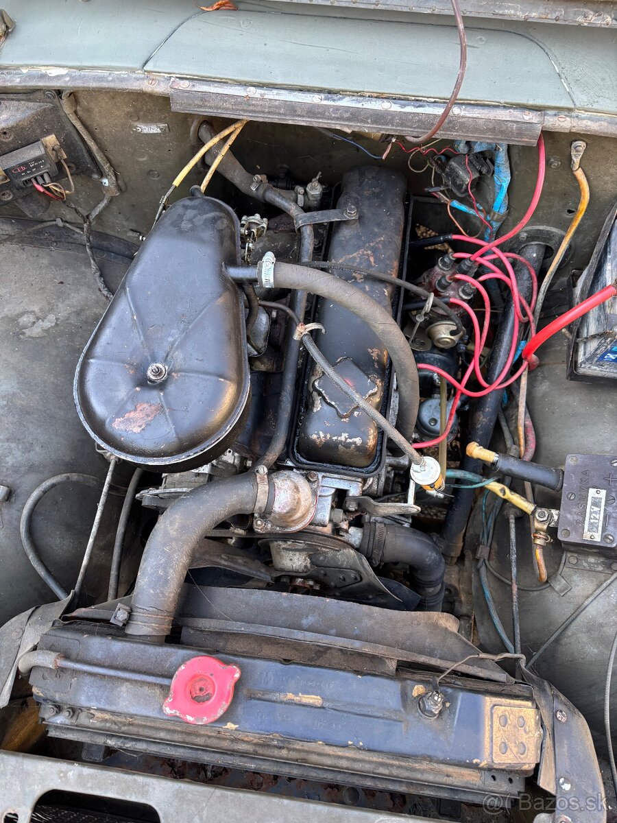 Uaz 469 2.4 - 15