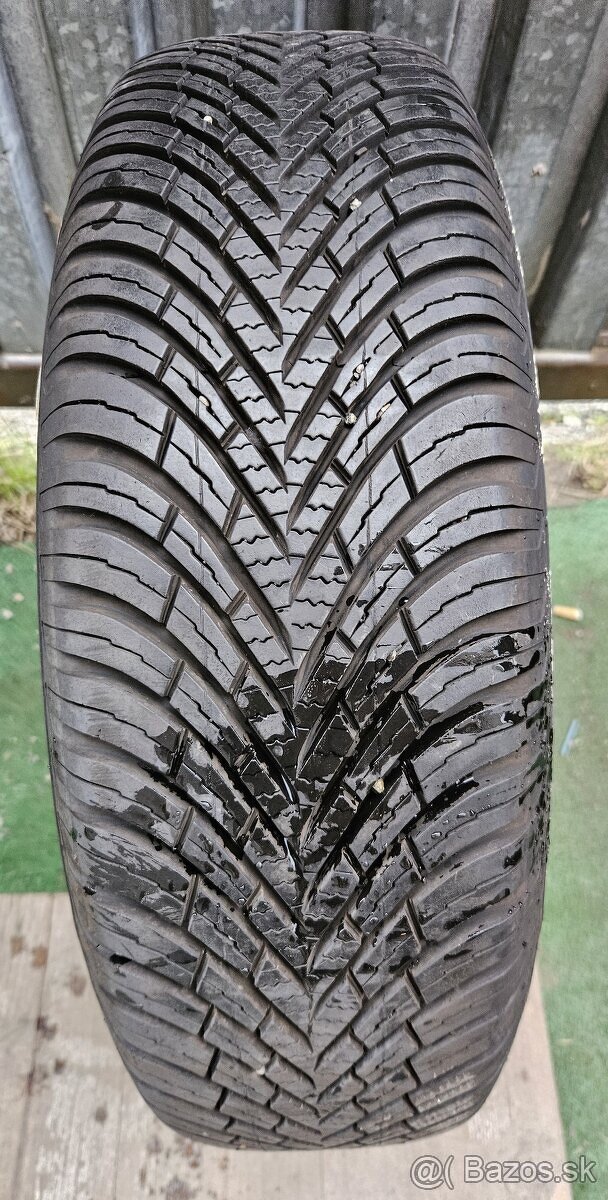 Zimná sada Suzuki - 4x100 r15 + Vredestein 175/65 r15 84H - 15