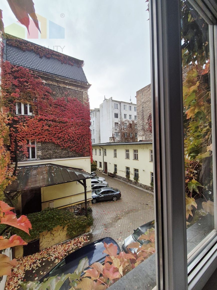 Na prenájom administratívny priestor, 137 m², Jakubovo nám., - 15