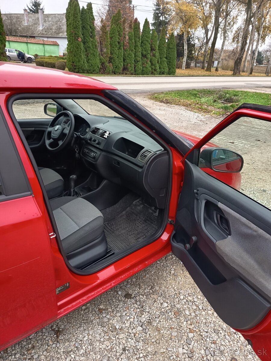 Predám škodu Fabia 2 - 15