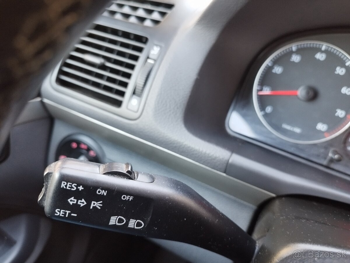 VW Volkswagen TOURAN 1.4 TSI, 7-miest, STK 3/2027 - 15