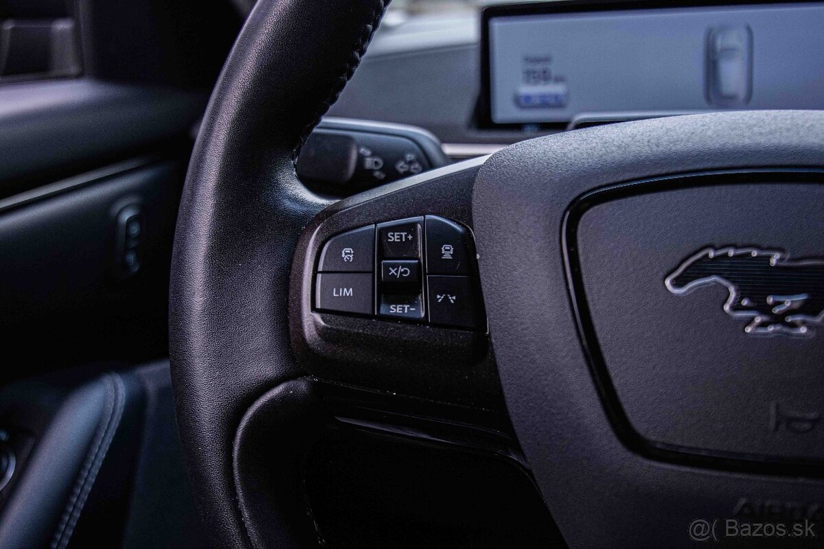 Ford Mustang Mach-E / ODPOČET - 15