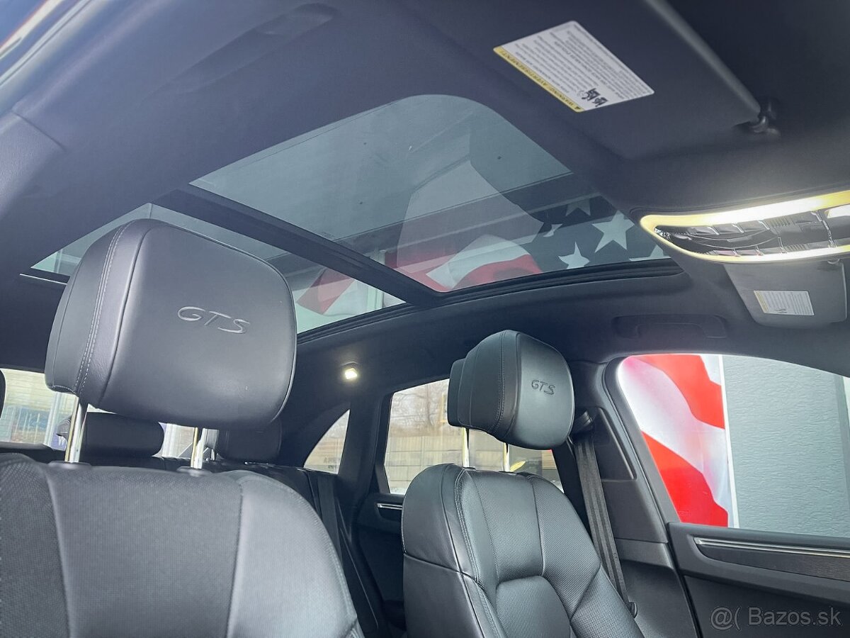 Porsche Macan GTS - 15