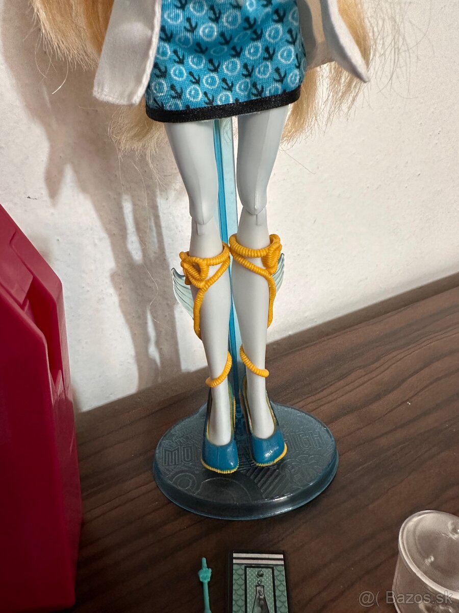 Lagoona Science lab monster high - 15