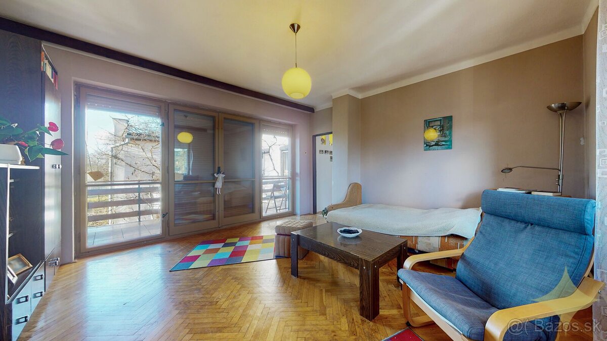 Na predaj rodinný dom v Lučenci v blízkosti parku a gymnázia - 15