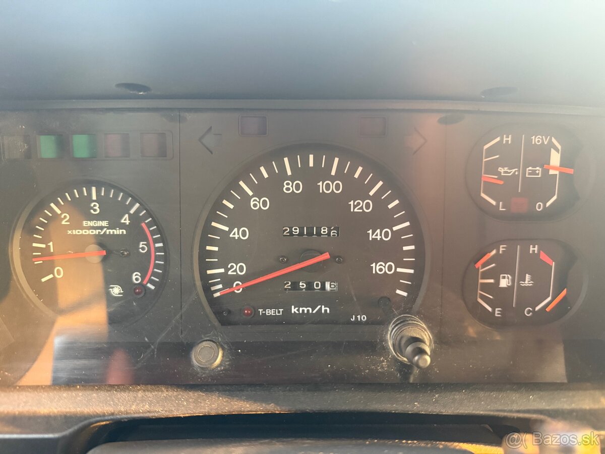 Toyota Land Cruiser KZJ 73 - 15