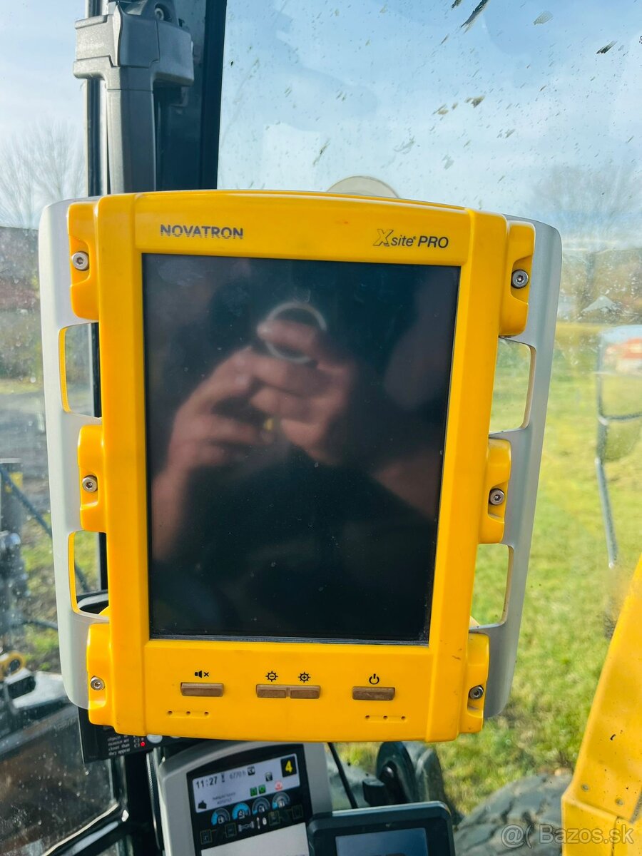 Kolesové rypadlo Caterpillar M316F - 15