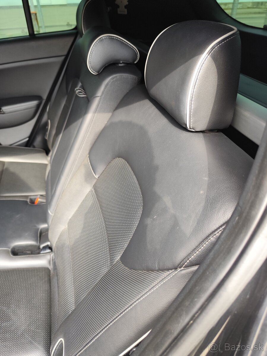 Kia Sportage GT line AT6 - 15
