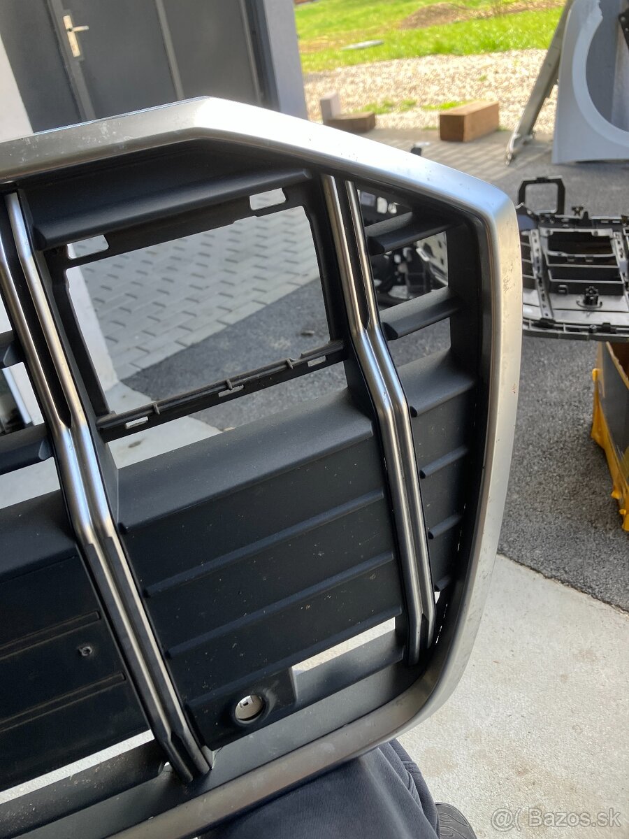 Audi a6 c8 allroad 4k grill maska mrizka - 15