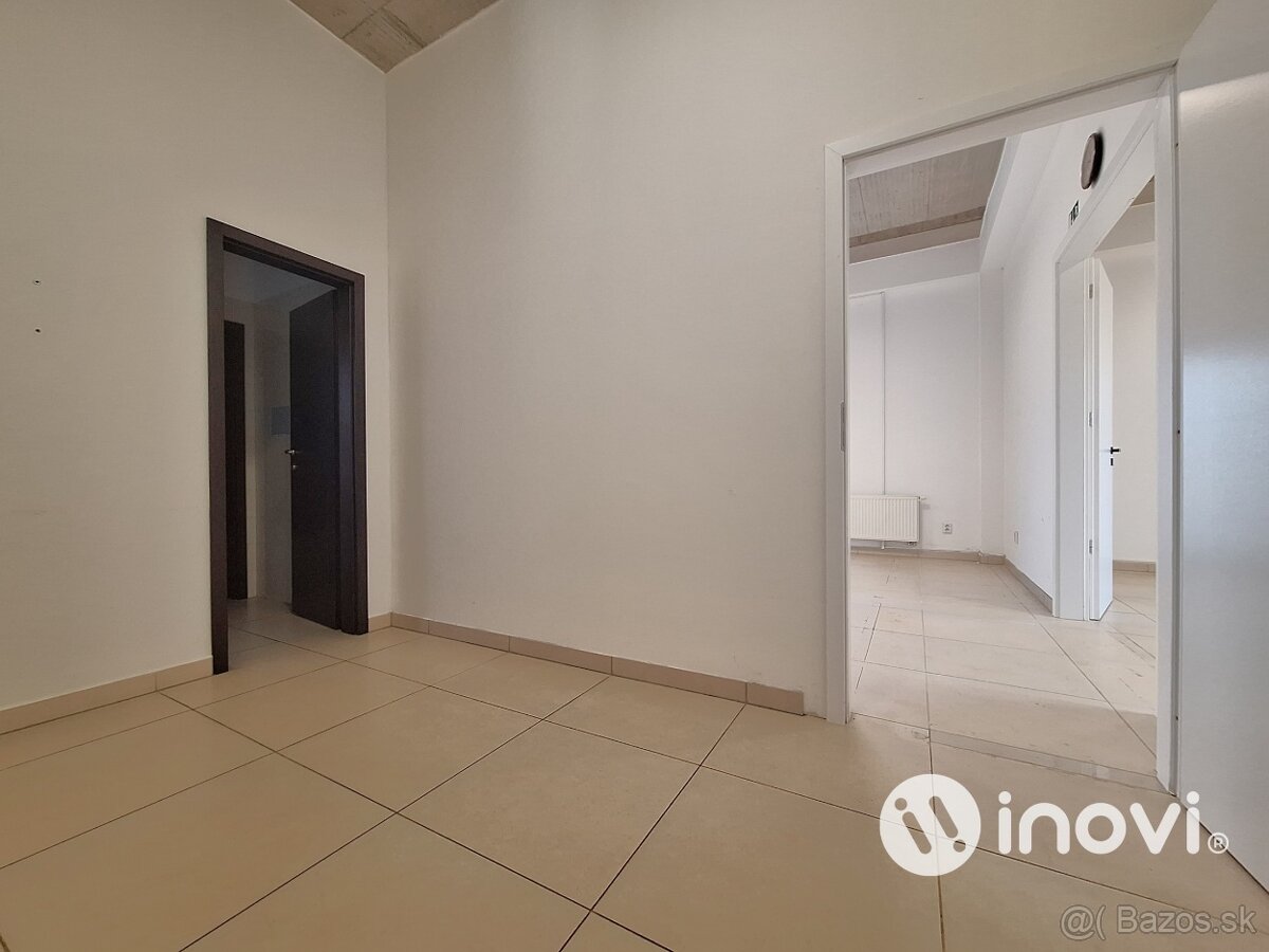 Obchodné priestory v centre moderného bývania R11 - 15