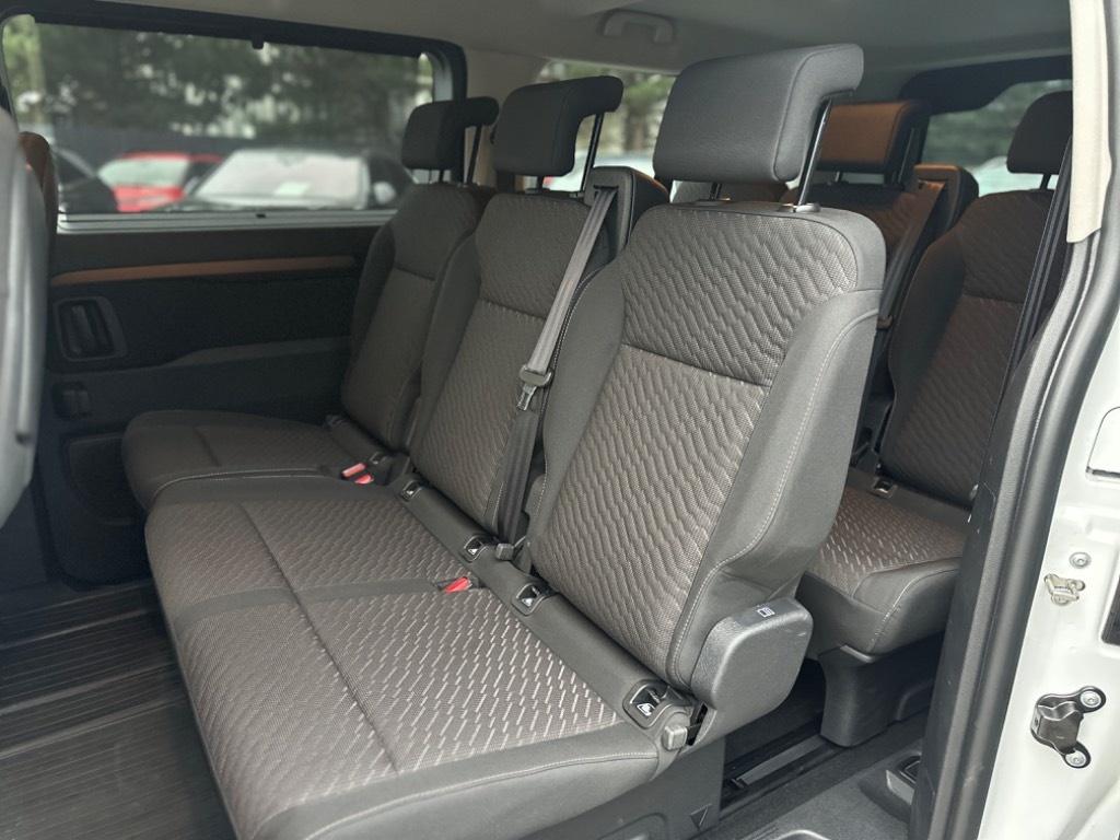 Toyota Proace Family 2.0 Long - 15